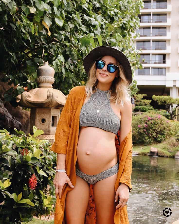 Best swimsuits for pregnant ladies