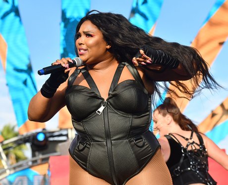 how much does lizzo weigh